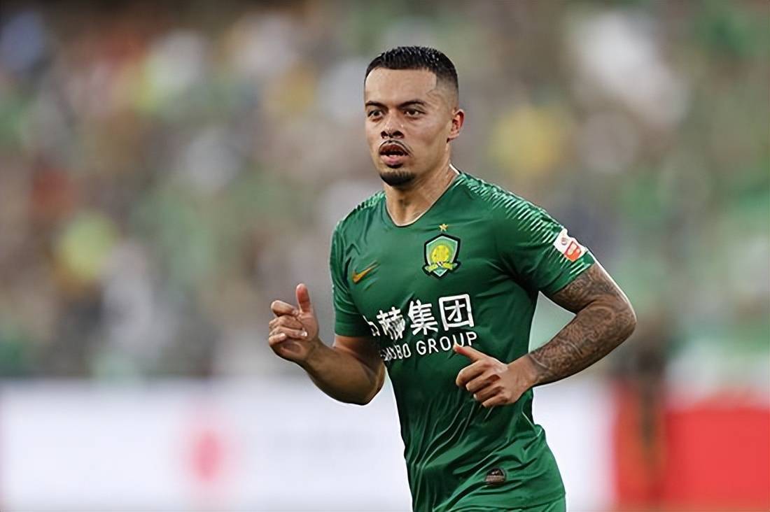 国足当年价值上亿人民币的归化球员 现在打骨折 只剩下两个人<strong></p>
<p>初打币</strong>了