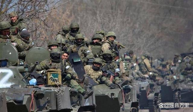 红军城被围！2万乌军撤离<strong></p>
<p>人为软件</strong>，乌总司令亲赴前线，这时想起中国了？