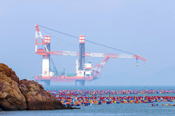 “某些国家话说得很满却不落实<strong></p>
<p>个人交易系统</strong>，中国正相反”