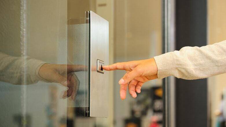 内蒙古一地产公司涉嫌在某楼使用未经检验的电梯<strong></p>
<p>比特币官方网站</strong>，市监局：罚款3万元