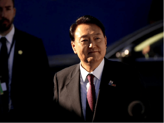 韩国政坛巨震！尹锡悦深陷囹圄<strong></p>
<p>eth价格</strong>，李在明危在旦夕，中方回了1句话