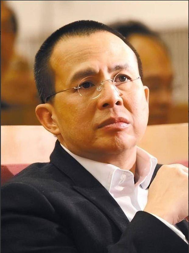 官方出手了！李嘉诚卖港暂缓！次子与长和切割<strong></p>
<p>原油期货开通</strong>，开始准备退路？