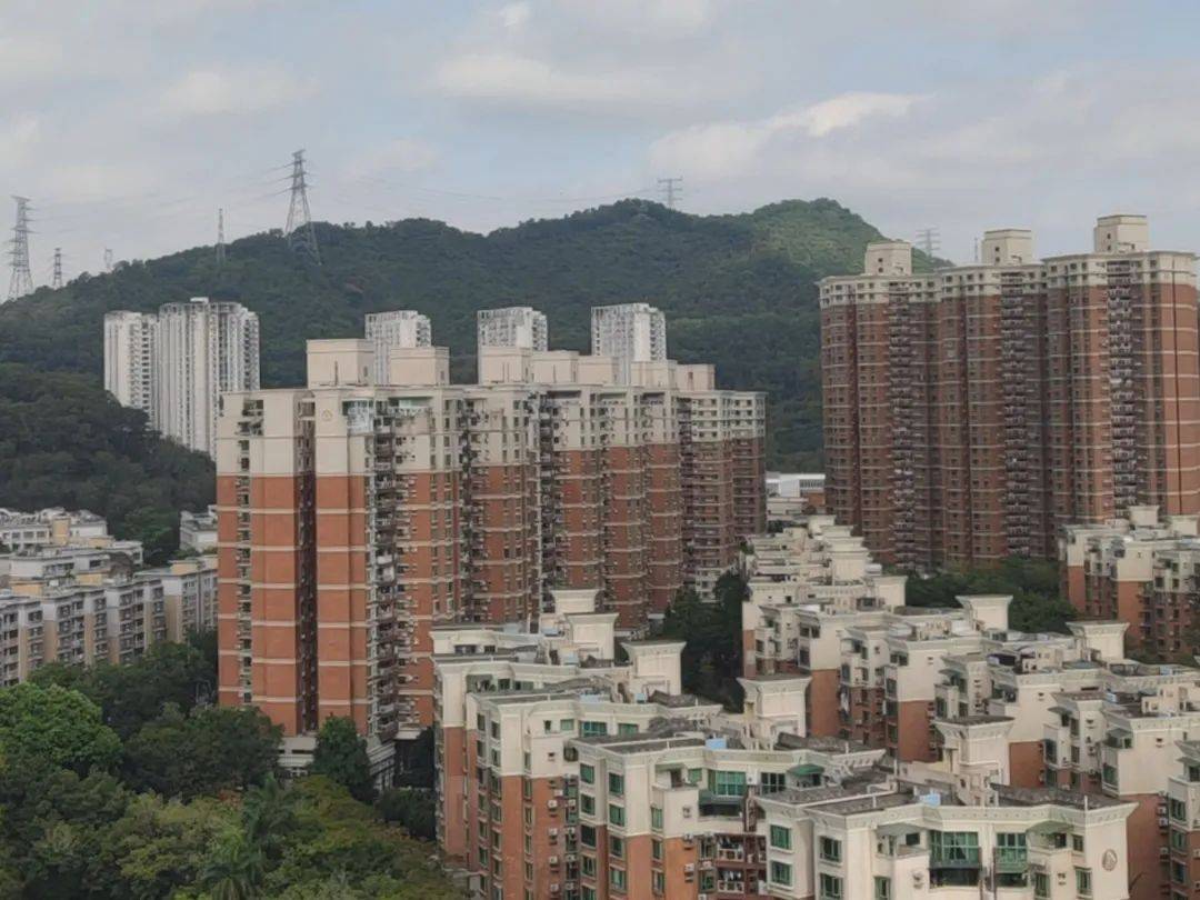 “一小时飞过8架”“感觉屋在抖”！深圳有小区遭遇<strong></p>
<p>原油主力合约</strong>，市民：睡不着