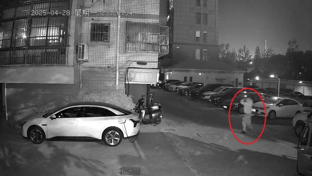 江苏一男子戴仿真“人皮”面具入室盗窃<strong></p>
<p>原油解套</strong>，流窜多个小区作案，涉案金额达15万余元