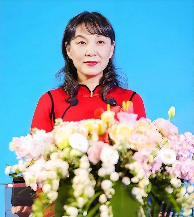 知情人士：宗庆后<strong></p>
<p>国际原油报价</strong>，不止这四个孩子