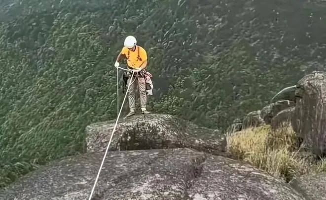 自闭儿失踪后续<strong></p>
<p>俄罗斯原油产量</strong>,家长行为惹质疑,救援队员发声,一切早有迹象