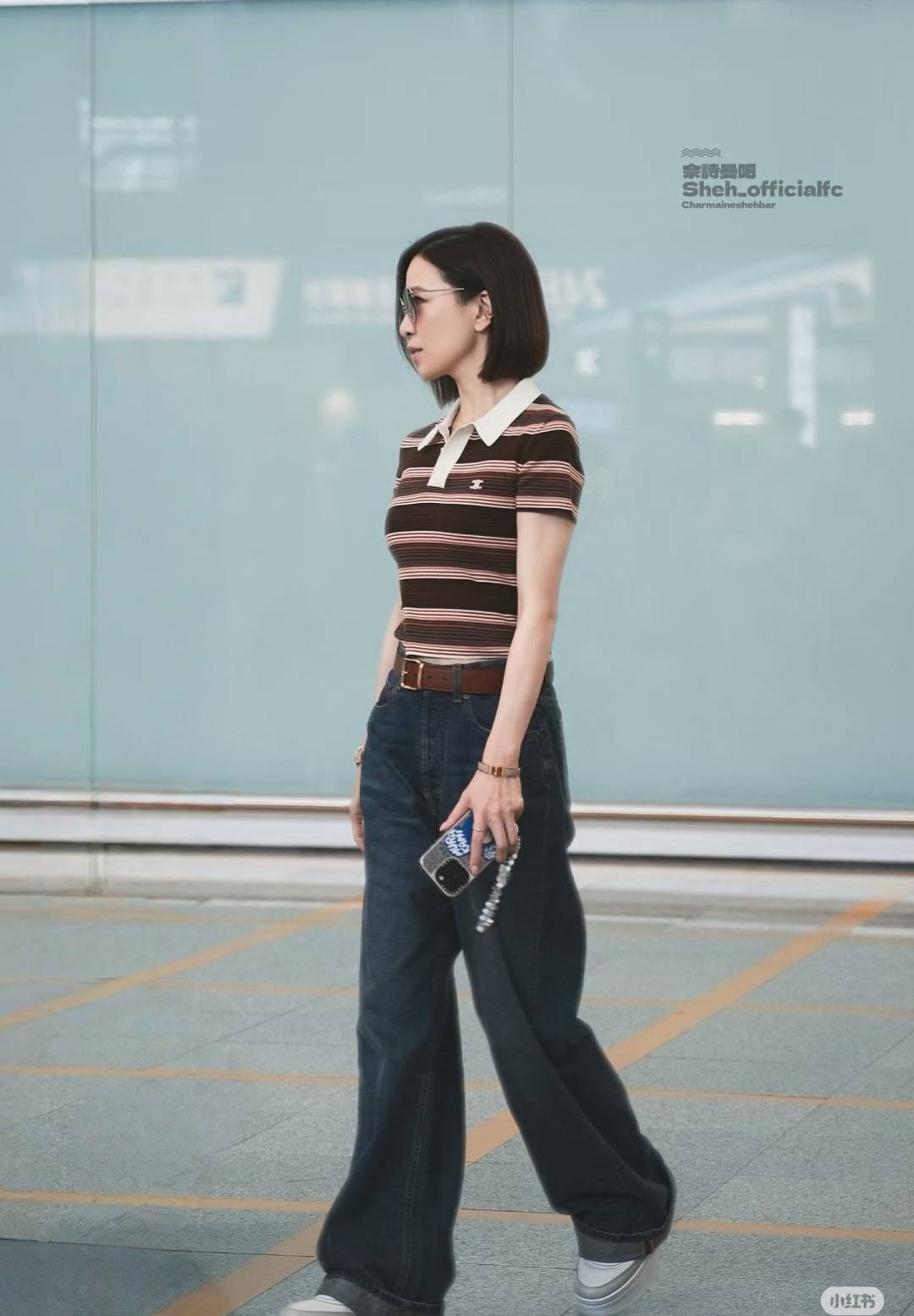 50岁佘诗曼机场街拍秀蛮腰身材绝了<strong></p>
<p>工行</strong>！王心凌同样穿法重返18岁