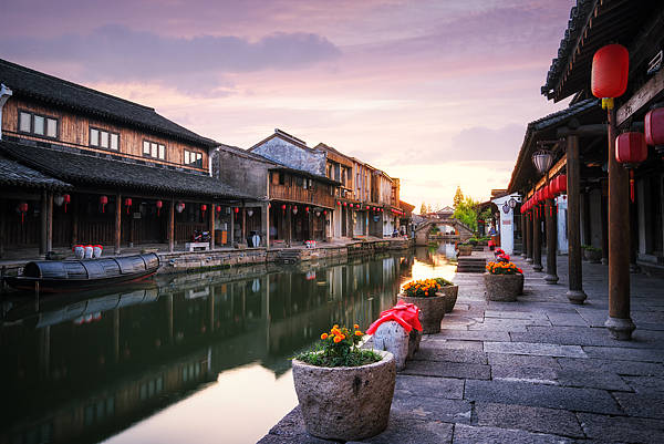 在酒店举办宴席给予补贴<strong></p>
<p>原油</strong>，中小餐饮也需要扶持