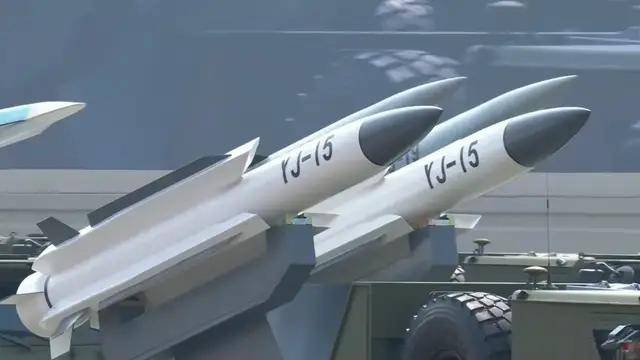 100式坦克<strong></p>
<p>原油</strong>？红旗-29？东风-61？九三阅兵都有哪些亮点？
