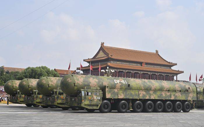 金灿荣：美日想跟解放军对攻<strong></p>
<p>原油管输</strong>，这是在找死