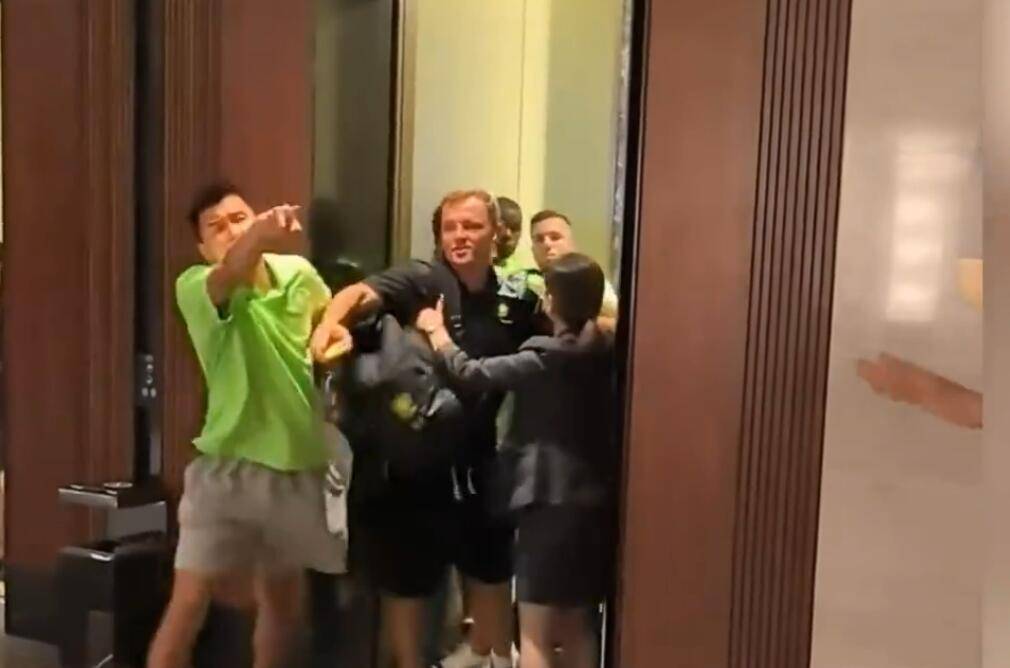 王刚赛前发布会致歉国安球迷：<strong></p>
<p>原油的外汇</strong>我个人赛后做了极不理智的行为