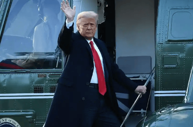 稀土牌之后<strong></p>
<p>原油进口权</strong>，中方再次打出一张王牌，外媒火速对华发出提问：中方已邀请特朗普今年访华？