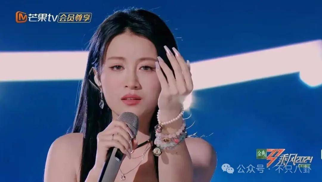 姐终于离了<strong></p>
<p>原油进口权</strong>，这次总算是摆脱不靠谱的老公和强势的婆婆了！