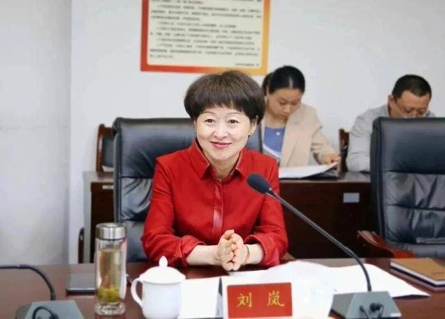刘岚<strong></p>
<p>原油进口权</strong>，在处长、副市长等任上敛财数额特别巨大