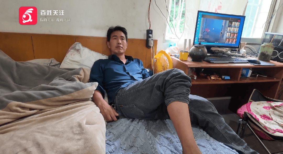 心酸！12岁男孩“独居”贵阳一安置房内<strong></p>
<p>中原油田信息</strong>，父亲回应：迫于无奈，因为……