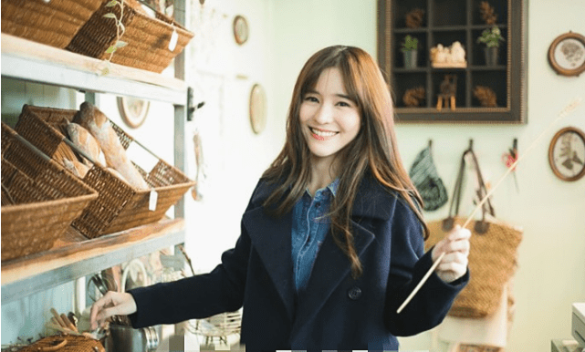 考古|泰版宋慧乔被曝吞并他人企业<strong></p>
<p>中原油田信息</strong>，致使对方损失超一亿泰铢，她竟是如此蛇蝎美人？