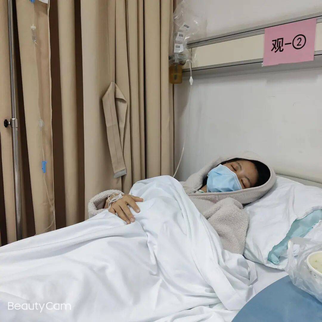 女护士结婚半年发烧头痛<strong></p>
<p>环原油</strong>，诊治12天才确诊“脑脊髓炎”致丧失劳动能力，鉴定：两家三甲医院因未及早诊断病情，应承担责任