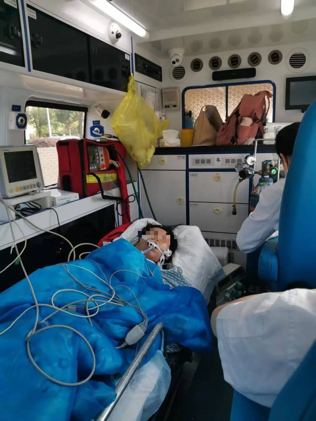 女护士结婚半年发烧头痛<strong></p>
<p>环原油</strong>，诊治12天才确诊“脑脊髓炎”致丧失劳动能力，鉴定：两家三甲医院因未及早诊断病情，应承担责任