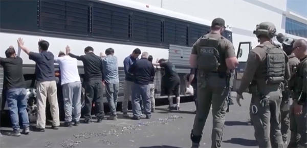 韩国总统李在明声称：看到中俄朝走近<strong></p>
<p>环原油</strong>，我们很难做