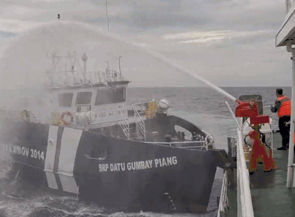 我海警船又被菲船撞伤<strong></p>
<p>环原油</strong>，南海问题应该怎样解决？