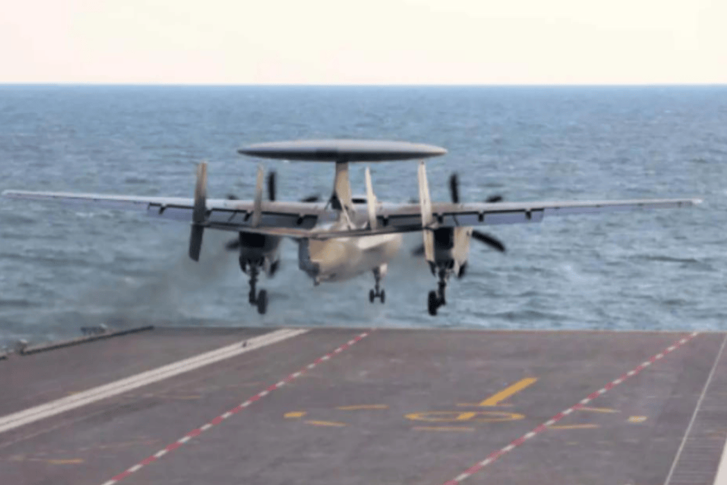 福建舰三型机弹射成功后<strong></p>
<p>环原油</strong>，美国驻华大使馆发文回应，仅2个字，这是破防了？