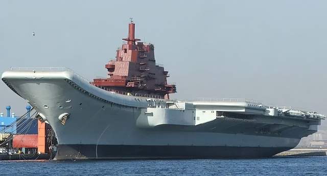 美国成了笑话：歼-35成人类首款电磁弹射五代机<strong></p>
<p>原油苯</strong>，美军在干啥？