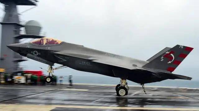 美国成了笑话：歼-35成人类首款电磁弹射五代机<strong></p>
<p>原油苯</strong>，美军在干啥？