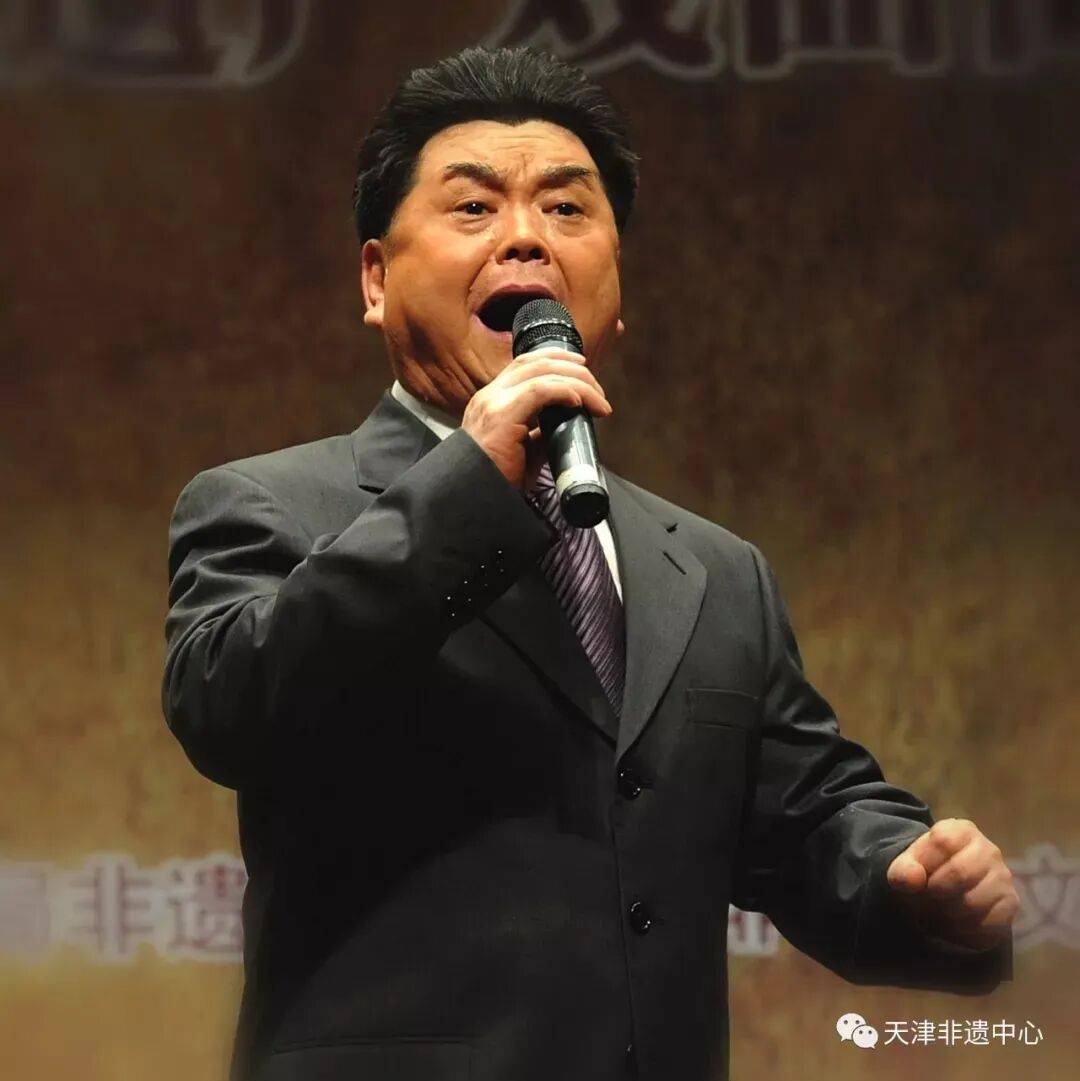 痛别<strong></p>
<p>石蜡基原油</strong>！著名演员昨晚去世！4岁入行、刻苦一生