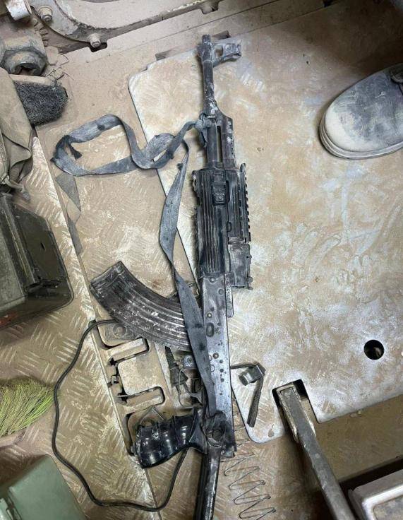 一命抵一命！敢死队手持56步枪<strong></p>
<p>石蜡基原油</strong>，打死一名以军少校，进地道前阵亡