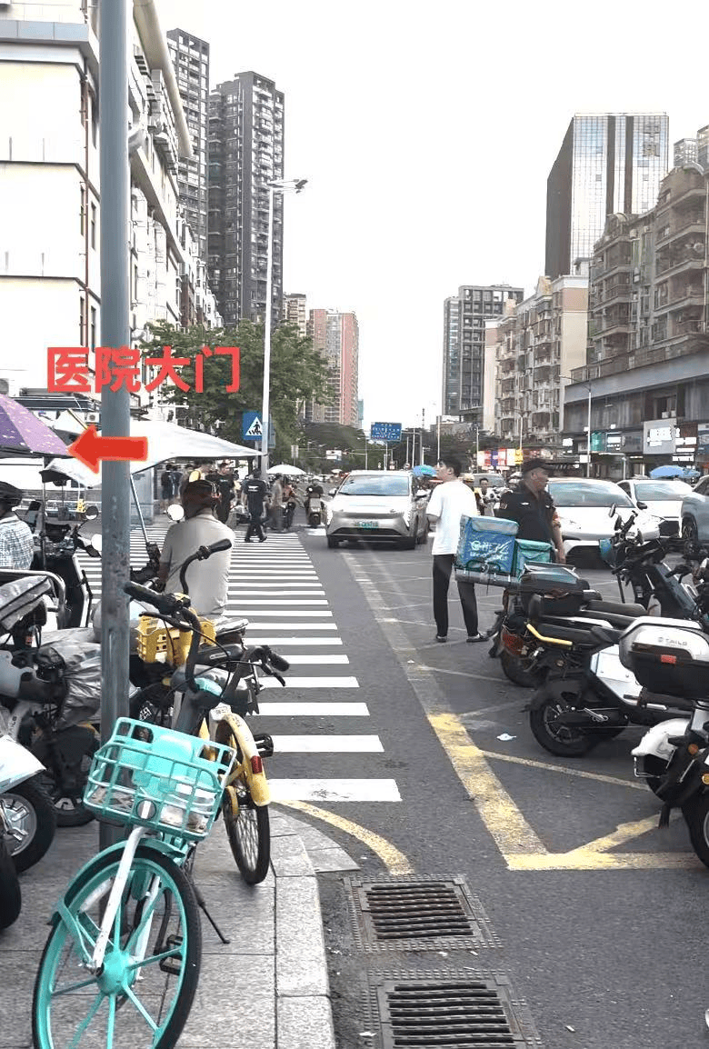 深圳一医院门口被指“举步维艰”<strong></p>
<p>石蜡基原油</strong>！整治后记者实探:仍很堵