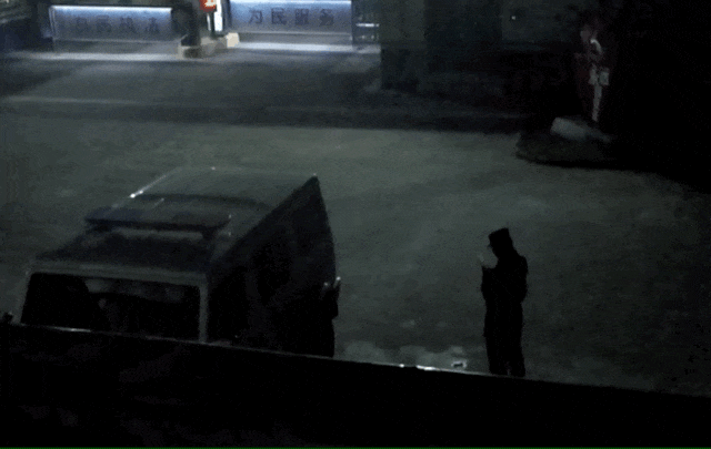 “看到妈妈46个未接来电<strong></p>
<p>爬虫</strong>，心像被重锤击中”