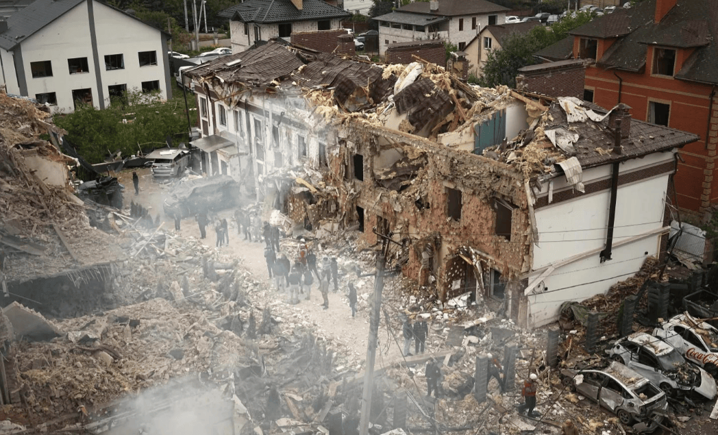 俄罗斯杀红眼了<strong></p>
<p>爬虫</strong>，乌克兰被连炸12个小时，泽连斯基誓言血债血偿！