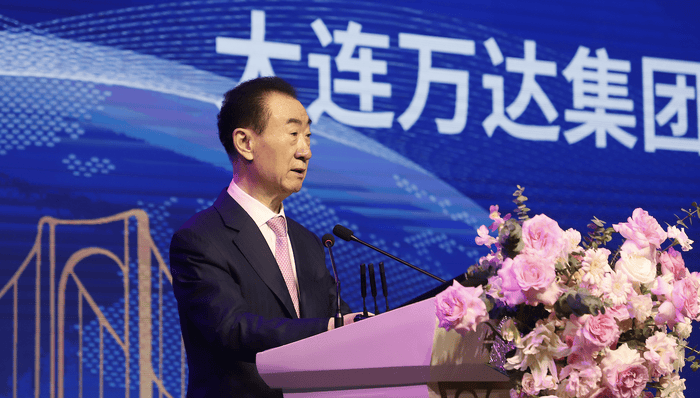 王健林限高令被取消<strong></p>
<p>爬虫</strong>，但王思聪公司被执行1210万