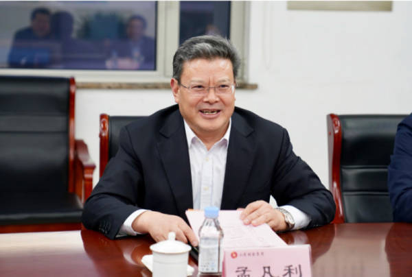 广东省长王伟中赴任内蒙古<strong></p>
<p>充电</strong>，中央委员孟凡利任广东省政府党组书记