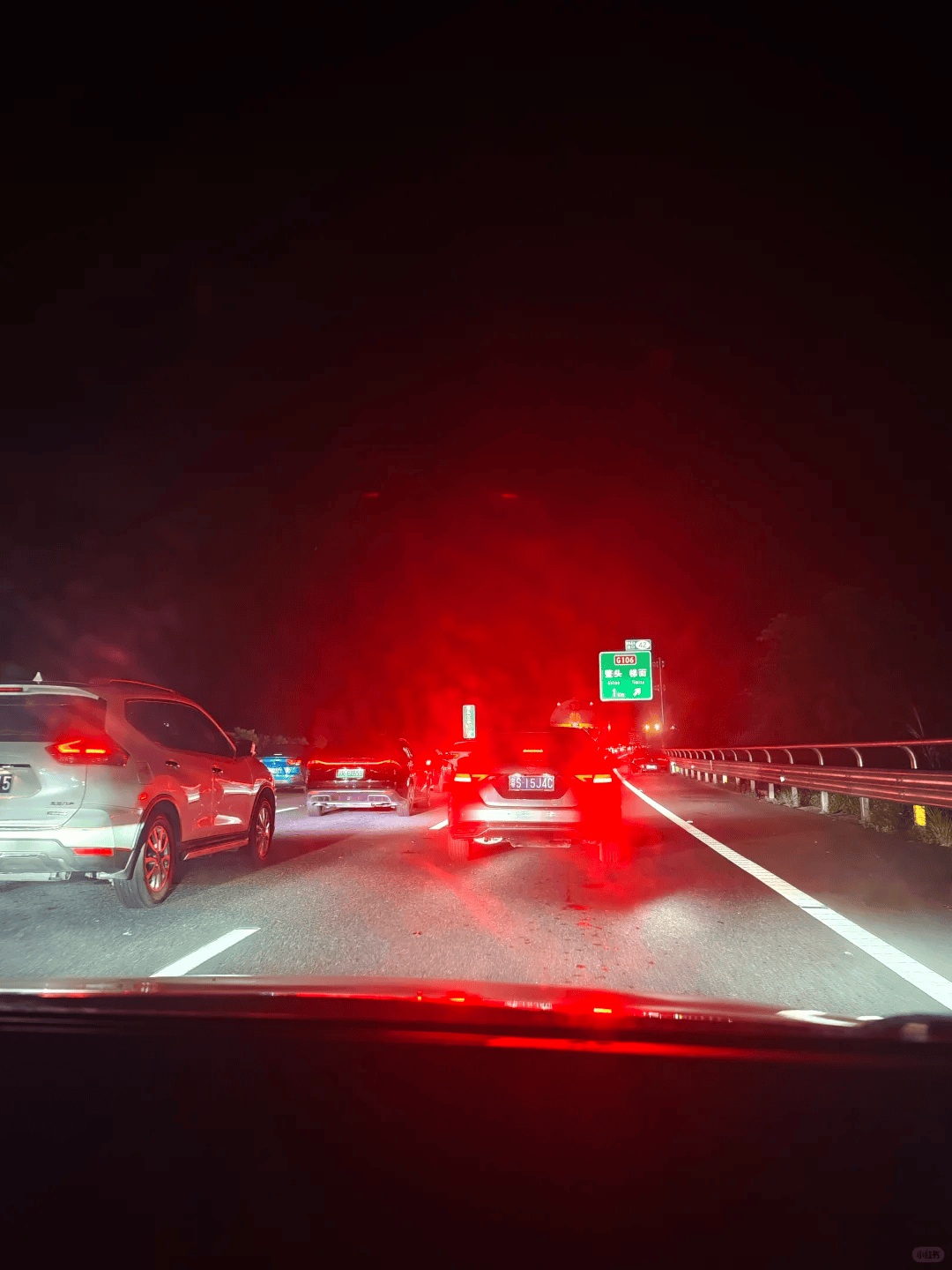 “不亚于春节回家”！凌晨5点<strong></p>
<p>充电</strong>，深圳有人已经堵在路上……