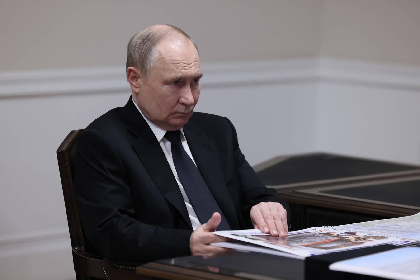 乌军可能袭击克宫？俄方表态<strong></p>
<p>充电</strong>！丹麦临时禁飞民用无人机5日！乌军：击落及拦截共611个空中目标