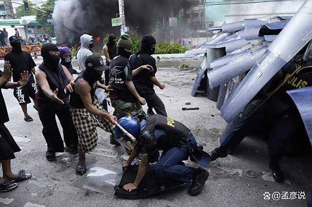 杜特尔特要被释放了？消息刚刚传开<strong></p>
<p>充电</strong>，菲律宾出现军事政变的风声