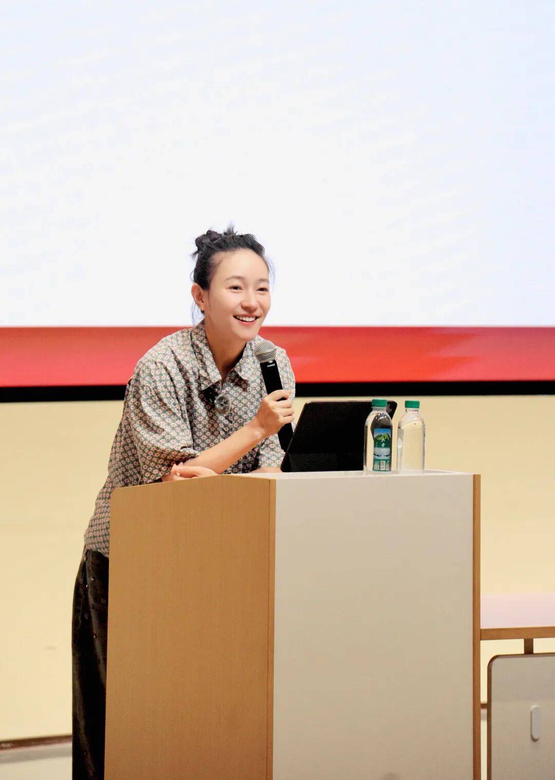 和影视大咖面对面！网友：又是“别人家”的学校