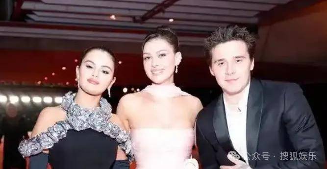 无意还是戏精？她办婚礼<strong></p>
<p>php</strong>，分手多年的他隔空说“我愿意”？