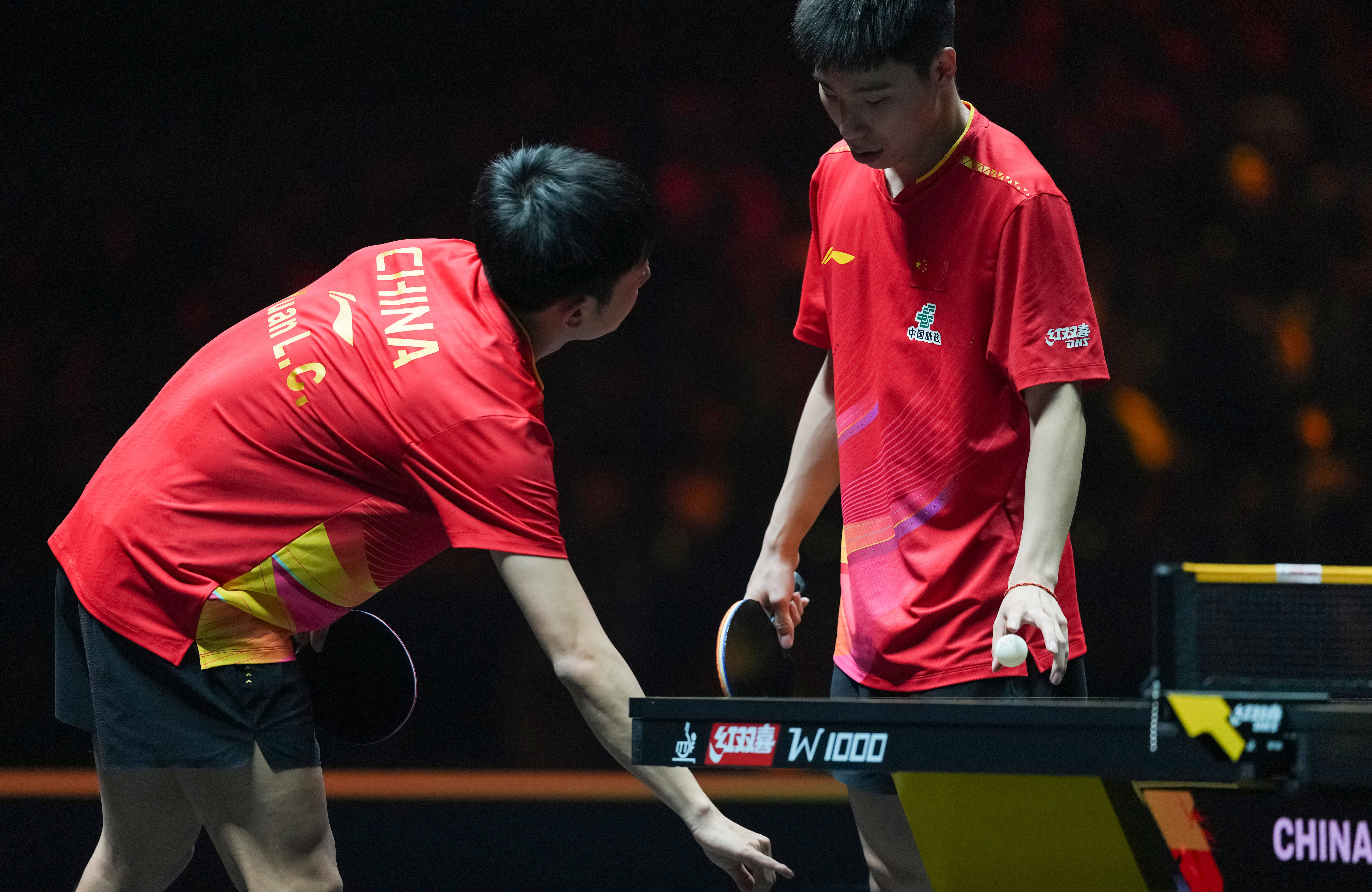 （体育）乒乓球——WTT中国大满贯赛：林诗栋/王楚钦晋级男双四强