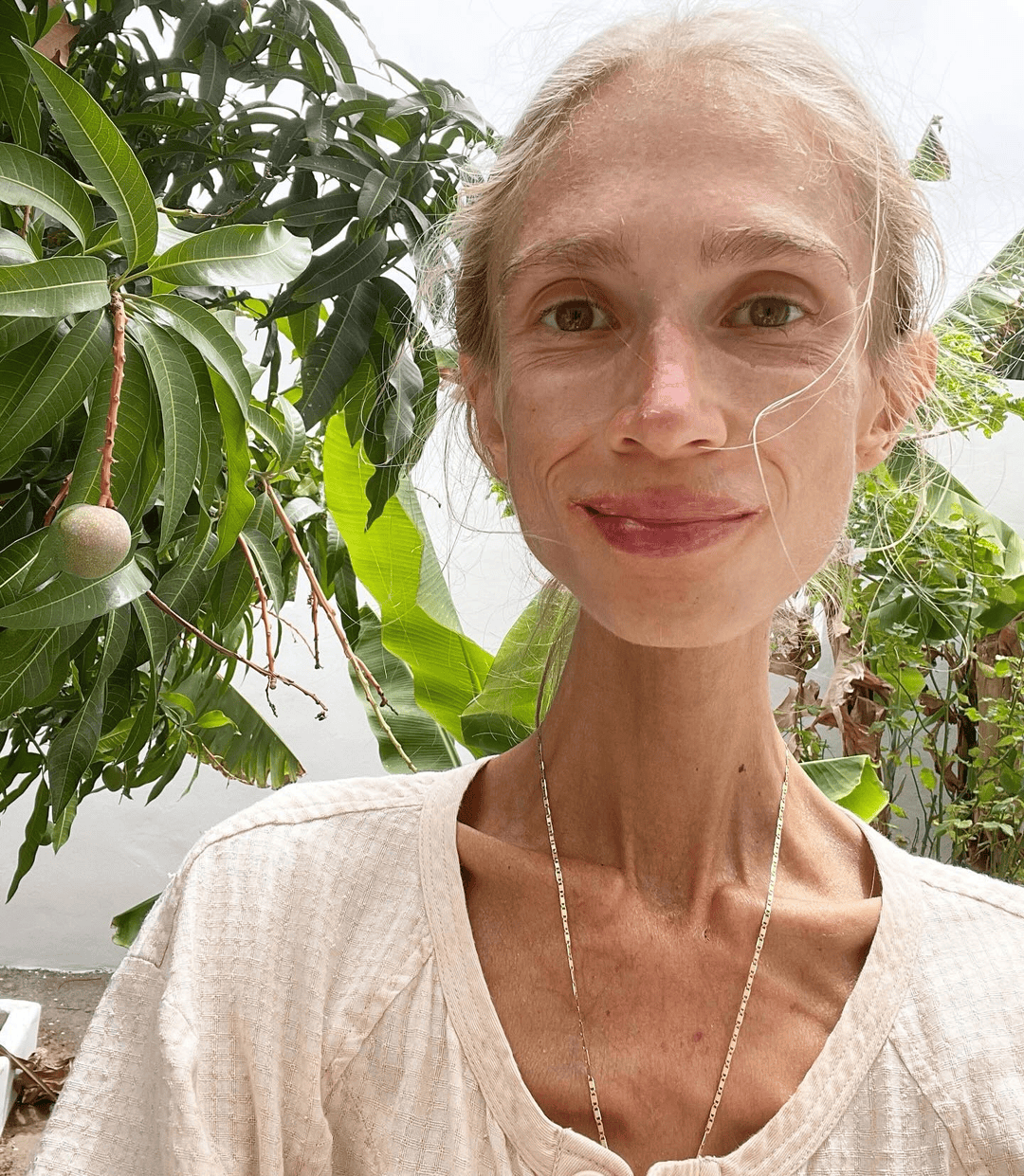 坚持只吃水果8年<strong></p>
<p>XRP行情</strong>，27岁波兰女子巴厘岛酒店去世：体重仅22公斤，指甲变黄牙齿腐烂