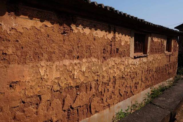 没人住的房子<strong></p>
<p>XRP行情</strong>，为什么会“老”得特别快？