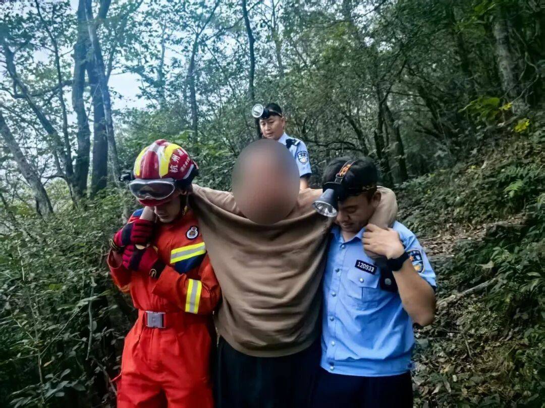 杭州一山脚下<strong></p>
<p>XRP行情</strong>，网约车司机报警！从清晨等到深夜，未等到乘客下山……紧急搜救！