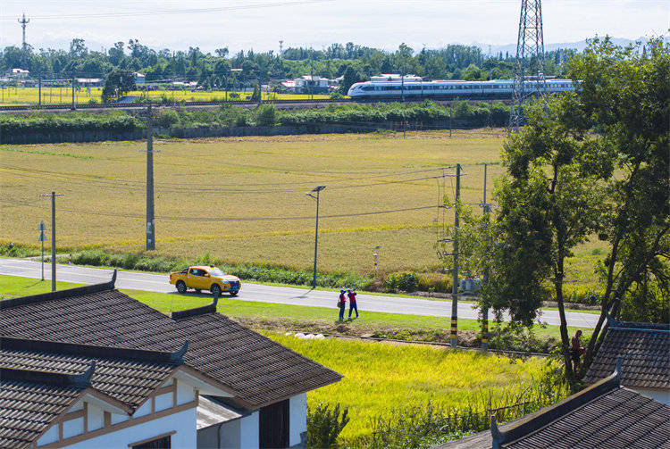 阖家团圆时<strong></p>
<p>瑞波币行情</strong>,他们守护蓉城灯火