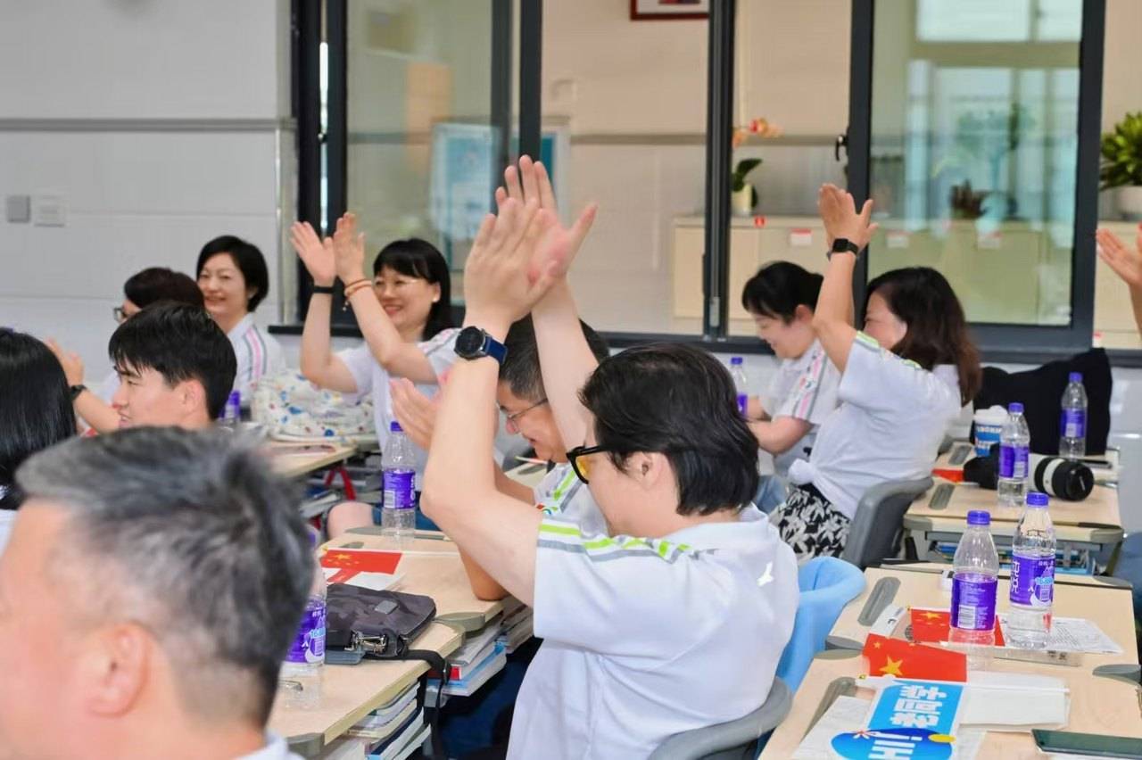 那个让老师骄傲的“调皮”班级！30年同学聚会<strong></p>
<p>DOT行情</strong>，还伴有一封来自贵州的感谢信