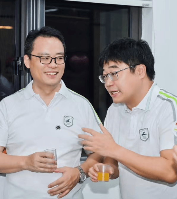 那个让老师骄傲的“调皮”班级！30年同学聚会<strong></p>
<p>DOT行情</strong>，还伴有一封来自贵州的感谢信