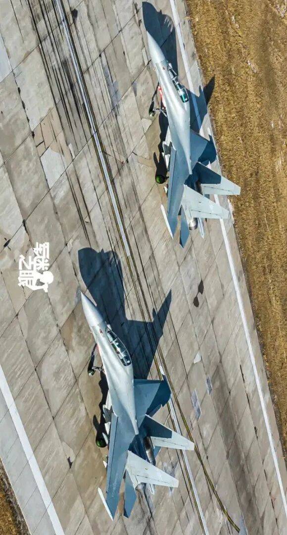 你没听错<strong></p>
<p>DOT行情</strong>！“歼-16没有短板”