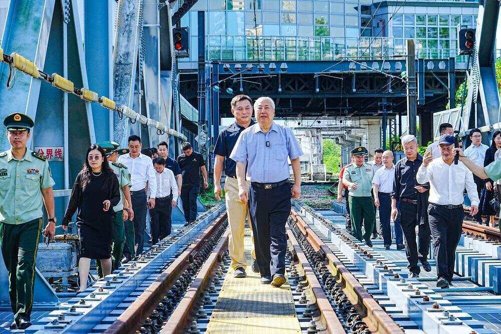 70年前<strong></p>
<p>波卡币行情</strong>,钱学森经罗湖口岸归国!武警广东总队深圳第二支队开展纪念活动