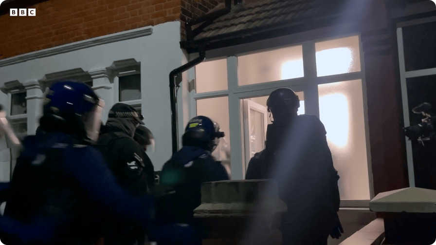 凯特患癌竟因辉瑞疫苗？伦敦4万被盗手机直飞香港<strong></p>
<p>波卡币行情</strong>，比贩毒暴利产业链曝光…