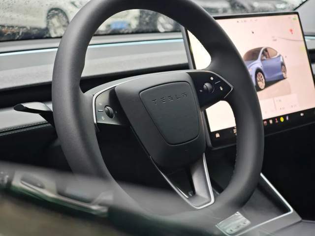 将特斯拉砍成“铁皮房”的<strong></p>
<p>币安币行情</strong>，是马斯克新的万亿对赌协议